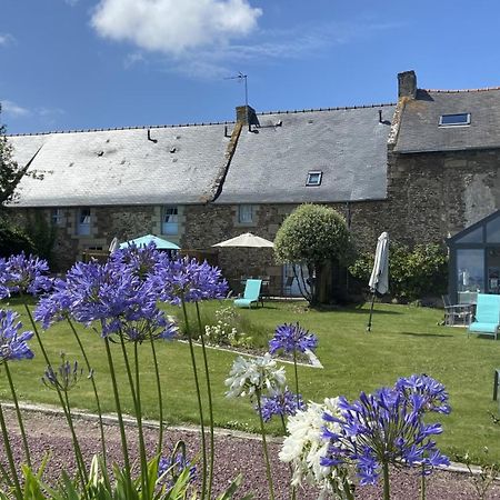 La Metairie-Du-Vauhariot - Vue Mer Et Mont Saint Michel - Piscine Chauffee - Acces Gr34 Cancale Zewnętrze zdjęcie
