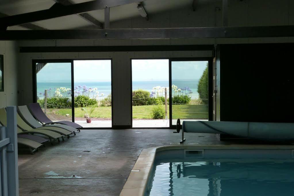 La Metairie-Du-Vauhariot - Vue Mer Et Mont Saint Michel - Piscine Chauffee - Acces Gr34 Cancale Zewnętrze zdjęcie