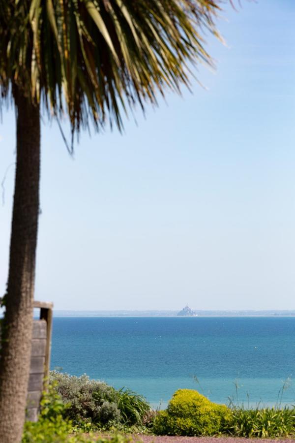 La Metairie-Du-Vauhariot - Vue Mer Et Mont Saint Michel - Piscine Chauffee - Acces Gr34 Cancale Zewnętrze zdjęcie